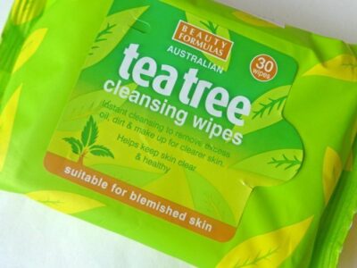 Beauty-Formulas-Australian-Tea-Tree-Cleansing-Wipes-Review1